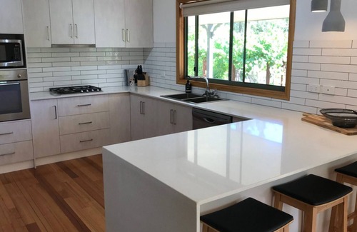 Mystic Mountain House | Seasons on Mystic - Nestled quietly at the foot of one of Australias best mountain bike parks and on