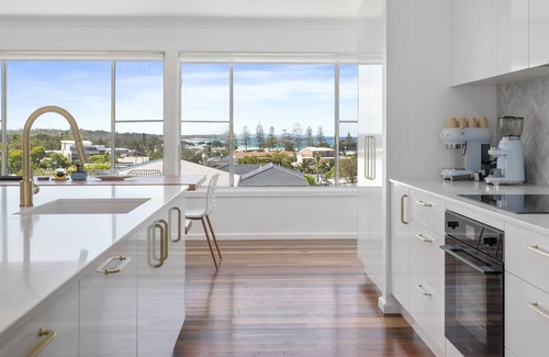 Woolgoolga House | SeaSpray House with panoramic views across the Pacific Ocean