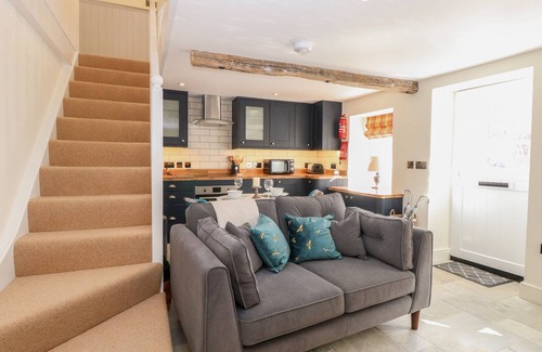 Sheringham Cottage | SEASPRAY, pet friendly, character holiday cottage in Sheringham