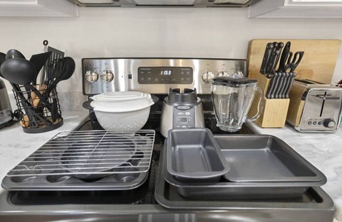 Seattle Metro Area House | Seattle Getaway – Private 2BR, 1BA near Airport