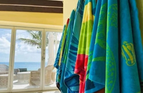 Sandys House | SeaView Bermuda