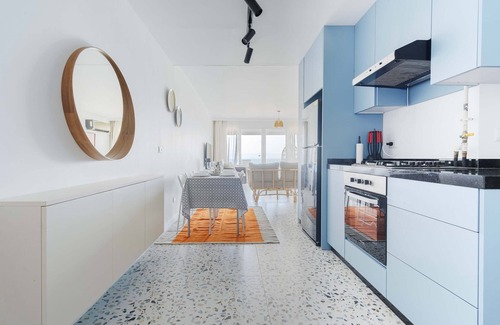 Ar-Raml 1 Apartment | Seaview Condo in Gleem - 205