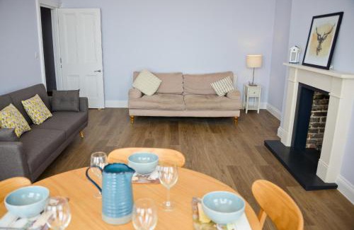 Worthing Apartment | Seaview