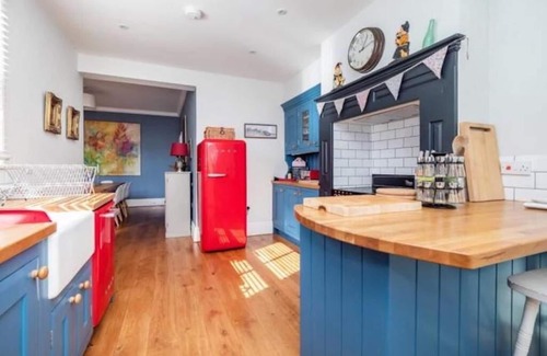 Sheringham House | Seaview Villa 5* luxurious accommodation near the beach