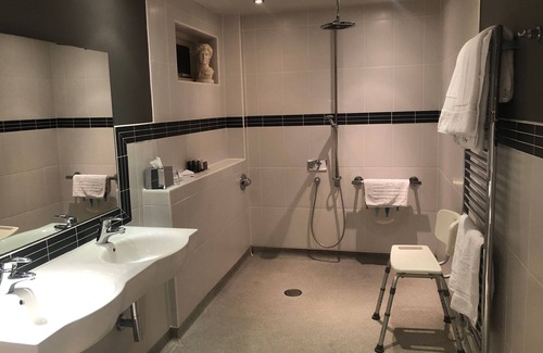 Martlesham Heath Hotel | Seckford Hall Hotel & Spa