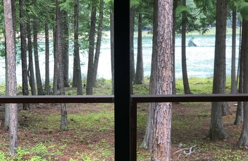 Heron House | Secluded 2bdrm home on low bank river.