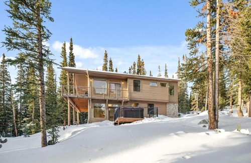 Valley of the Sun House | Secluded 3bed Hot tub Views