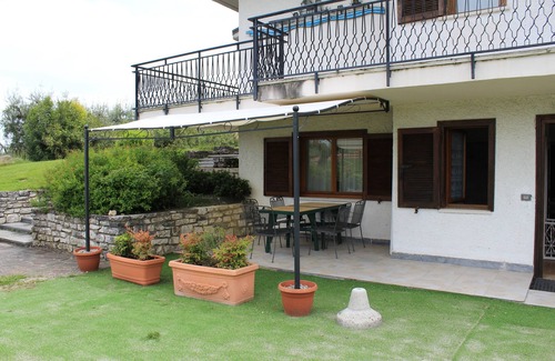 Manerba del Garda Apartment | Secluded and quiet apartment. cool and comfortable