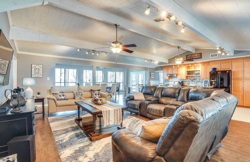 Avinger House | Secluded Avinger Home w/Lake Access!