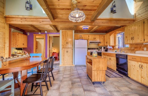 Pagosa Springs Cabin | Secluded Cabin & Bunkhouse Pagosa Springs -4 bedrooms, near it all on 12 acres