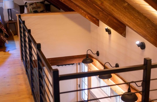 Sheridan Cabin | Secluded cabin with modern amenities - close to snowmobile and ATV trails