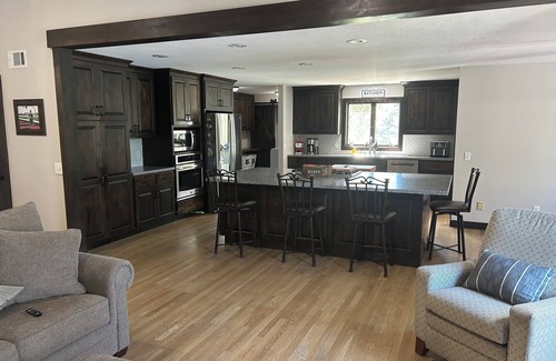 Woodville House | Secluded Country Retreat with Pool & Event Space, Perfect for Weddings/Groups