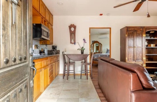 Verdugo Woodlands House | Secluded Guesthouse with pool access.
