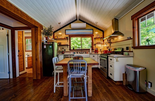 Trinidad House | Secluded house on the coast w/ocean views and a private, large yard w/a BBQ