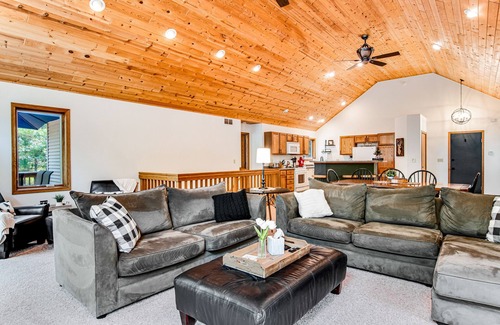 Nekoosa House | Secluded lake retreat with game room; near beach, boat rental, dining, and golf