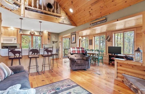 Crosslake Cabin | Secluded Lakefront Cabin|Private Dock