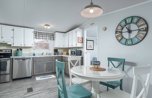 Pikeville House | Secluded Lakefront Retreat: Fishing/Kayak/Paddleboard/Pets are Welcome