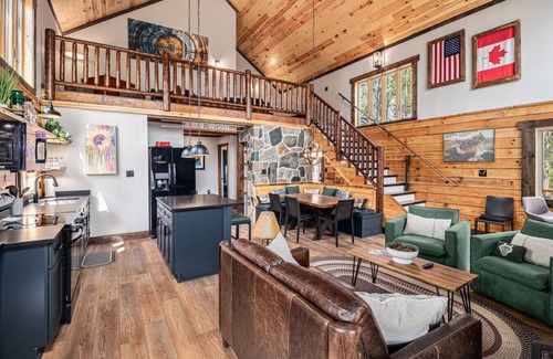 Harbor Springs Cabin | Secluded Log Cabin w/Game Room, Near Skiing & Golf