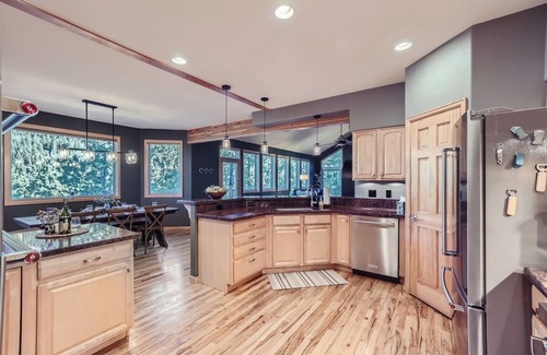 Shadow Mountain House | Secluded Mountain Sanctuary 4BR, Family Friendly