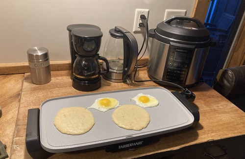 Clarkesville Apartment | Secluded Mountain Top Vineyard Apartment near Lake Rabun and Tallulah Gorge