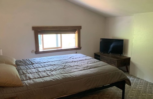 Priest River House | Secluded mountain cabin only minutes from town.