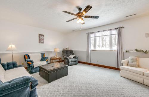 Sugarcreek House | Secluded Ohio Amish Country Getaway with Fire Pit