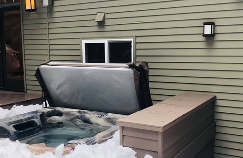 Union Hill-Novelty Hill House | Secluded Property accommodates larger groups up to 14 just minutes to Microsoft!