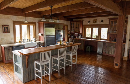 Cedar Ridge House | Secluded property on 200 acres. Great for family get aways.
