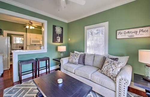 Hot Springs House | Secluded Retreat with Pool, King Beds in a Historic District, 2 mi from Oaklawn!