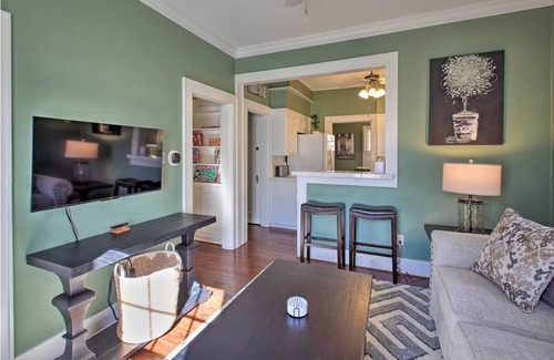 Hot Springs House | Secluded Retreat with Pool, King Beds in a Historic District, 2 mi from Oaklawn!