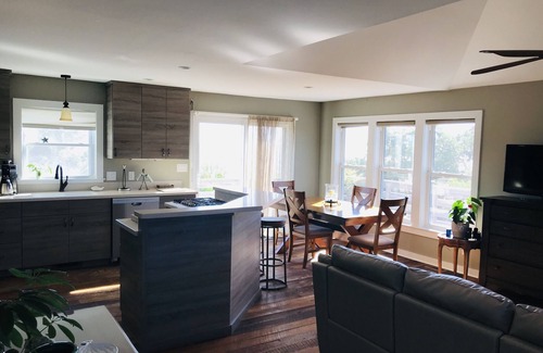 Avon House | Secluded~Soundfront~King beds~Pvt Beach~Dogs Love~Fenced yard~Linens! Book 2026!