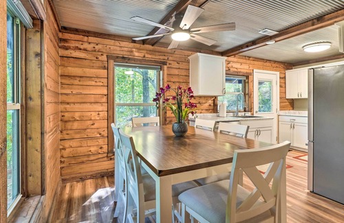 Kimberling City Cabin | Secluded Table Rock Lake/Branson Cabin w/Hot Tub!