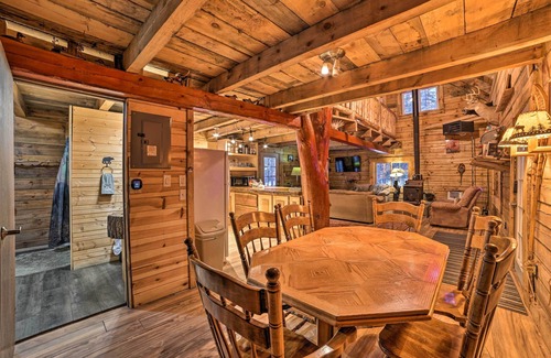 Vanderbilt Cabin | Secluded Vanderbilt Cabin, 9 Mi to Treetops!