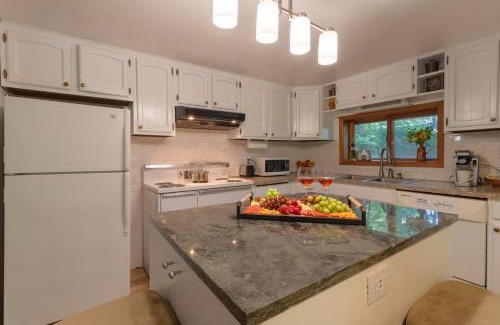 Solon Springs House | Secluded Wisconsin Cottage with Nearby Lake Access