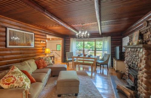 Solon Springs House | Secluded Wisconsin Cottage with Nearby Lake Access