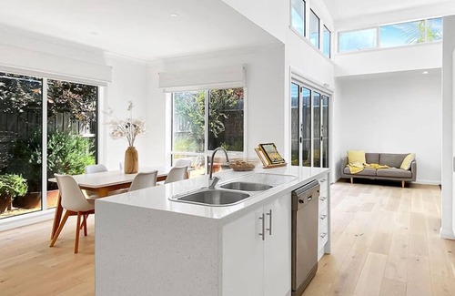 Inverloch House | Seclusion in The Crescent