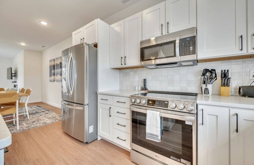 Milford Apartment | Second Chances at the Lake | CentralPark D21 | Amusement Park Day Passes