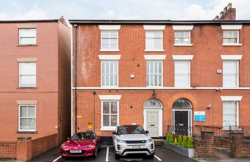Warrington Apartment | Second floor compact studio with mini kitchen