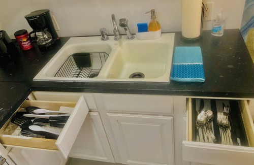 Mount Helix Apartment | ¡Secret Garden! Pet Friendly Guest Studio La Mesa