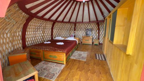 Dundgovi Resort | Secret of Ongi