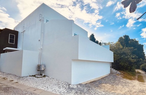 Bise Villa | Secret Pool Villa SEJI