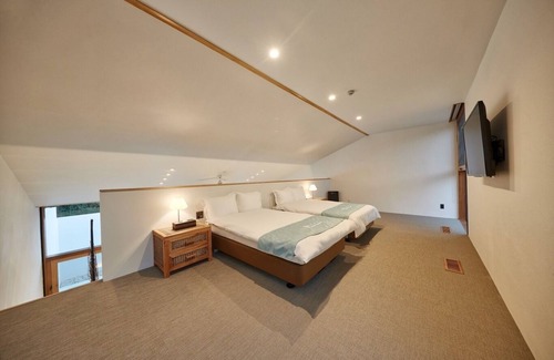 Motobu Villa | Secret Villas 04 Fullyfeatured Churaumi A / Kunigami-gun Okinawa