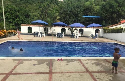 Tena Hotel | SEDE CAMPESTRE PEÑA NEGRA