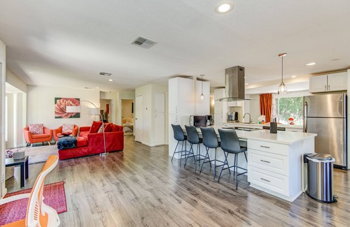 West Sedona House | Sedona Agave House with patio views, telescope, board games and centrally located!