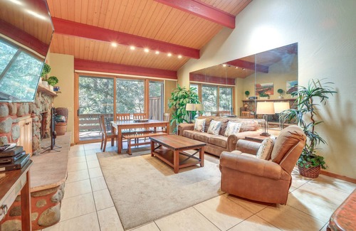 Sedona House | Sedona Townhouse by Creek w/ Private Deck