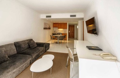 Santa Eulalia del Rio Hotel | SEDUQPL-SU/2 Bedrooms Suite Apartment/ ♚Roof Top Pool/City Heart♥ Close to the beach