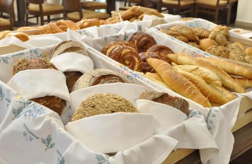 Podersdorf am See Hotel | Seehotel Herlinde