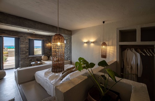 Pounta House | Seesoo Paros Beachfront Resort