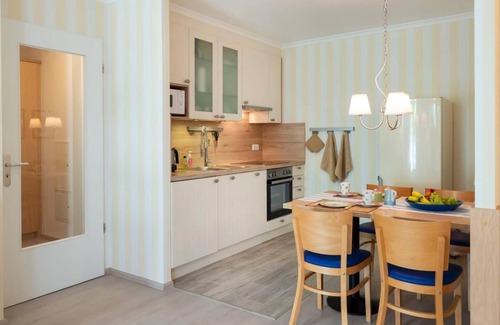 Zingst Apartment | Seestrasse 54 App. 304 - Private vacation apartment in a unique location directly on