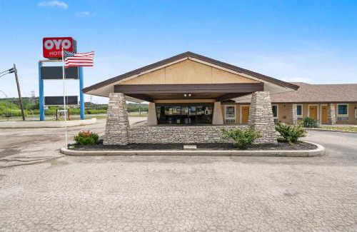 Junction Hotel | Segovia Lodge Junction TX I -10